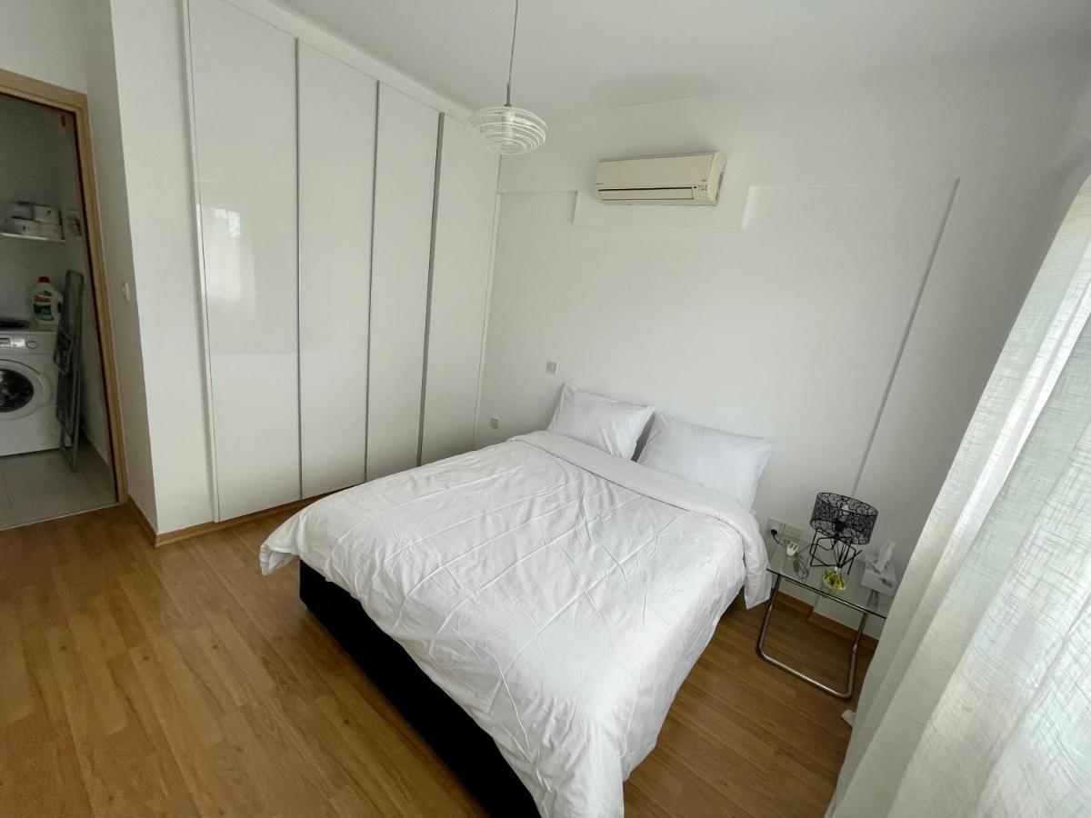 Amazing 2-Bedroom Apartment With Pool!! リマソール エクステリア 写真