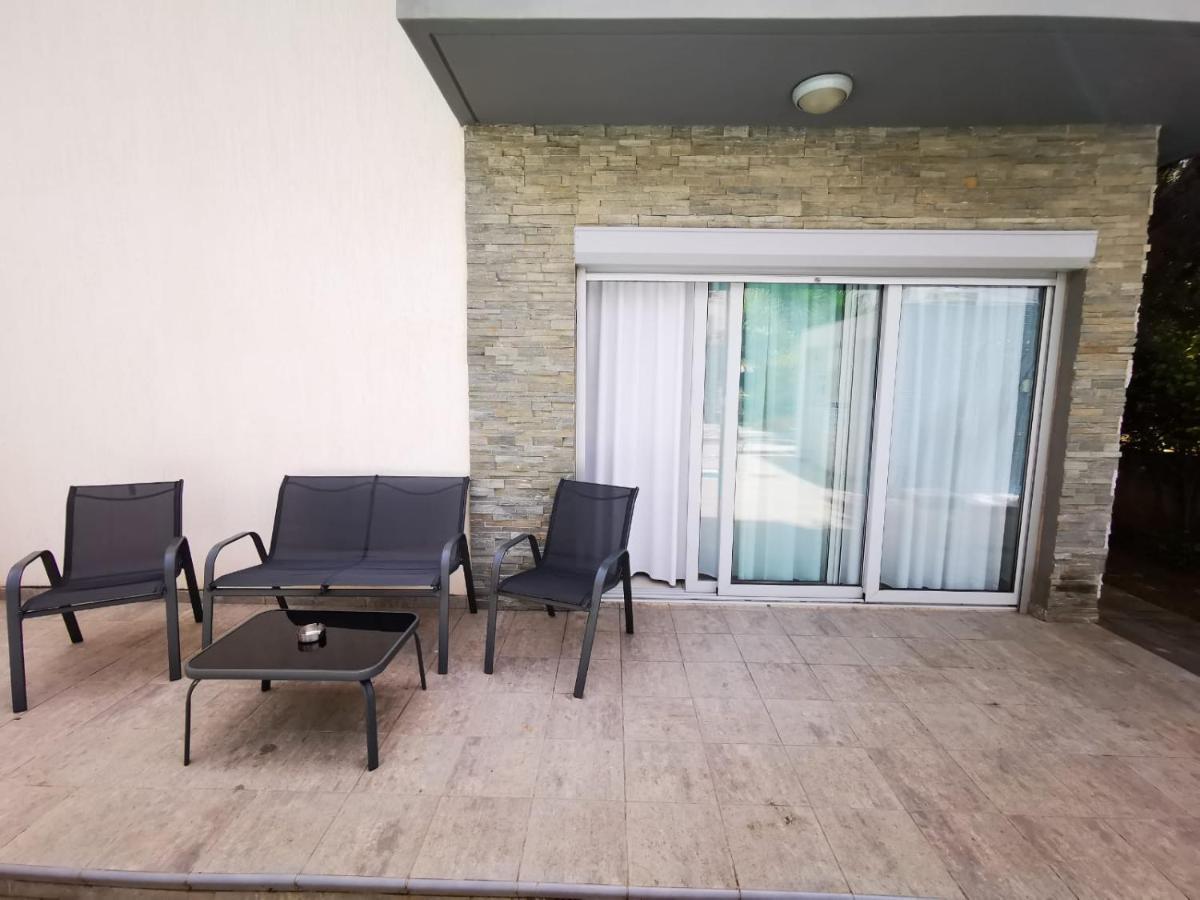 Amazing 2-Bedroom Apartment With Pool!! リマソール エクステリア 写真
